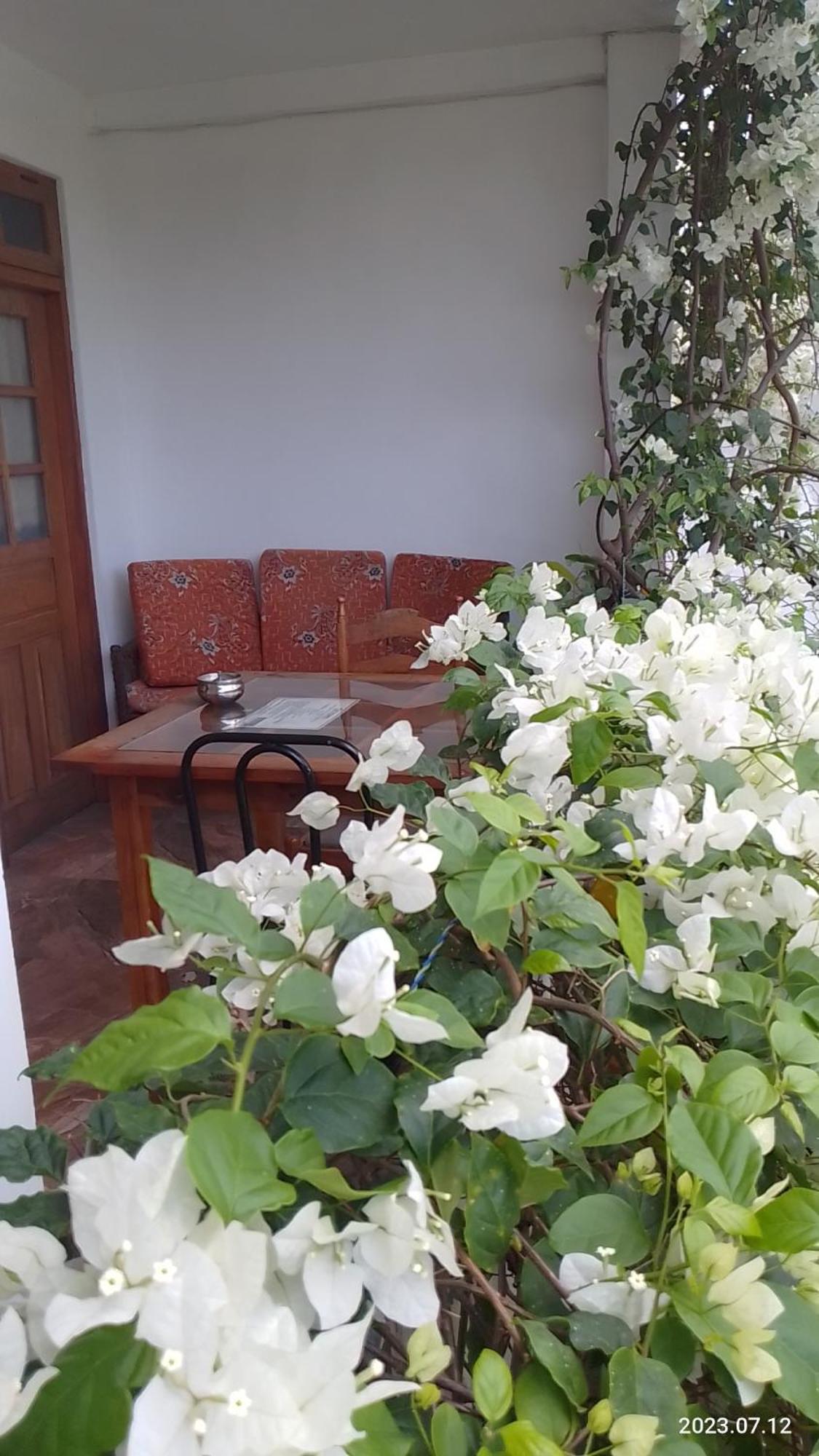 Old Town Hotel Kandy Exterior photo