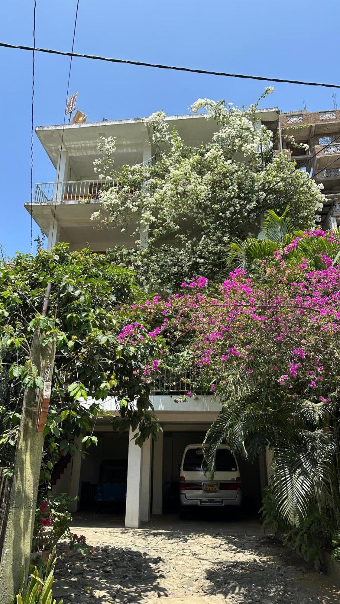 Old Town Hotel Kandy Exterior photo